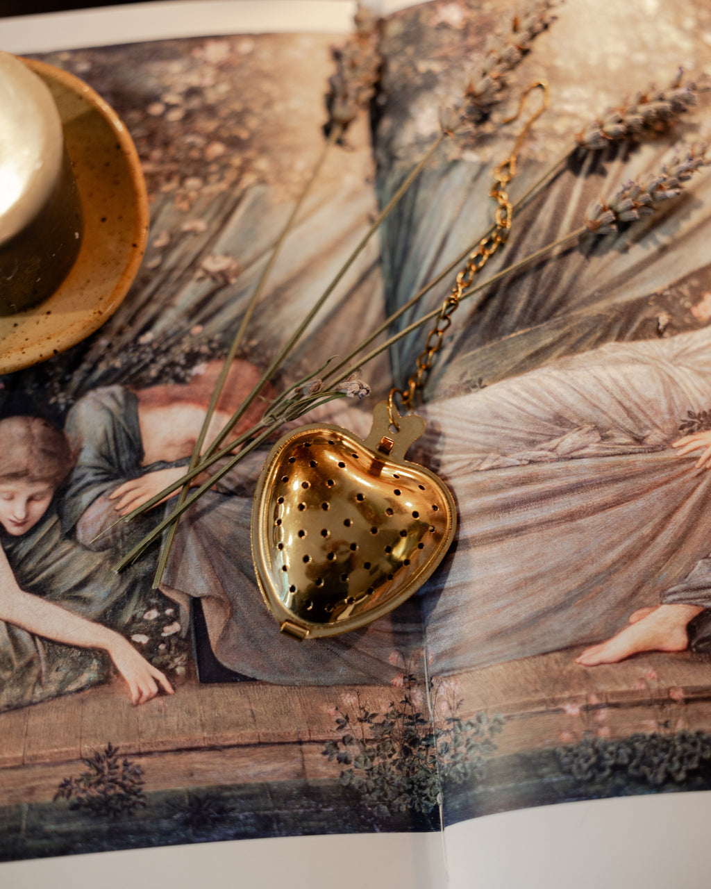 Gold tea infuser (simple)